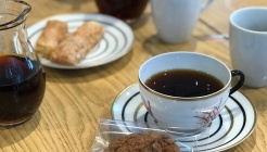 더 듀얼 로스터즈 매장 이미지