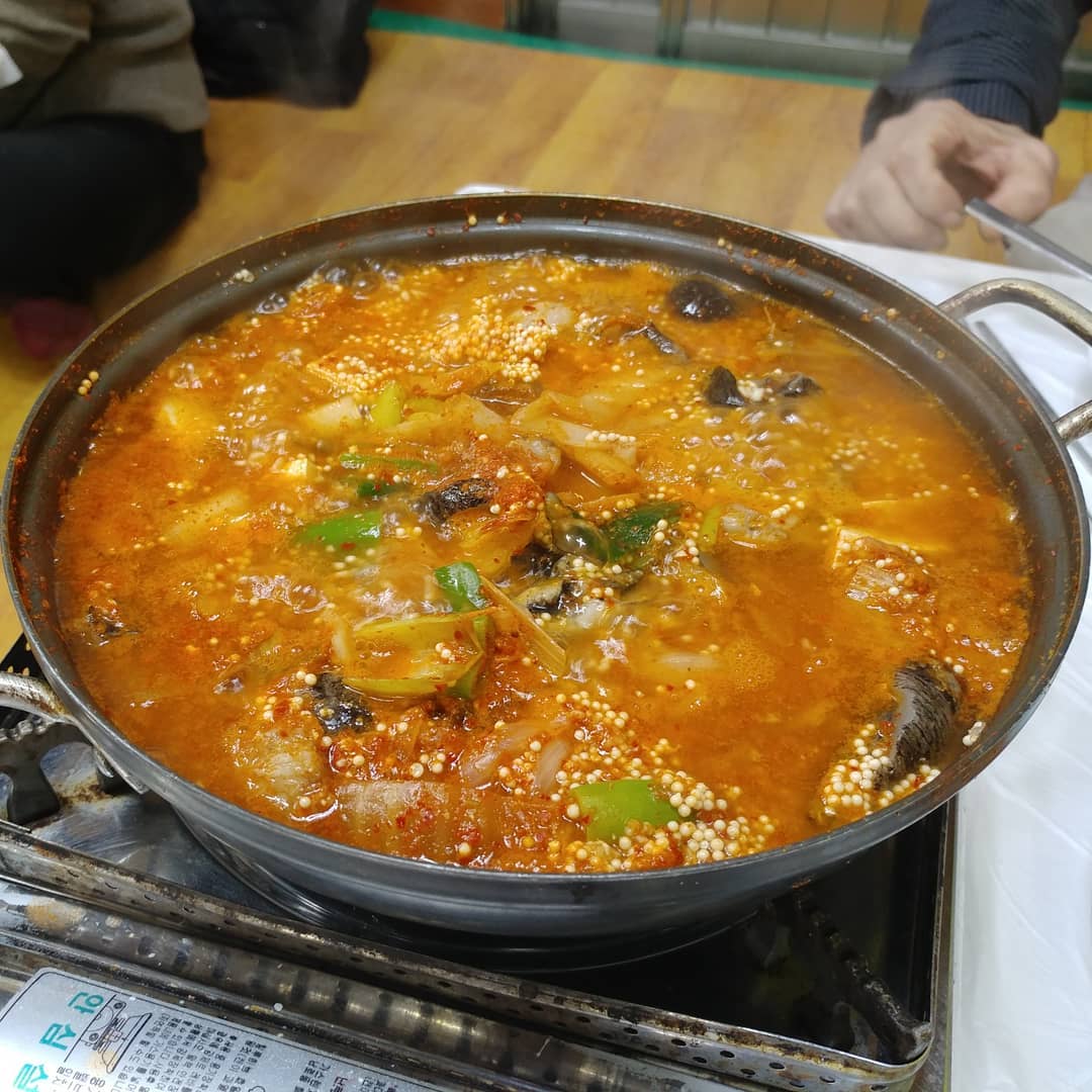 둥지식당 매장 이미지