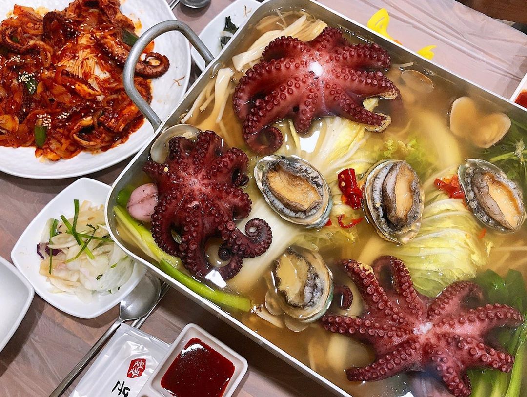 팔팔문어전복탕 매장 이미지