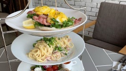 100브랜드 매장 이미지