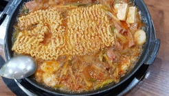 명성부대찌개 매장 이미지