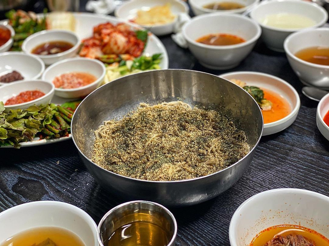 청류벽 매장 이미지