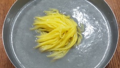 고단백식당 매장 이미지