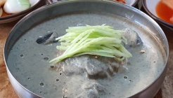 돈물국수 매장 이미지