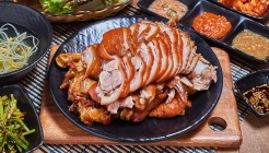 사또통족발 매장 이미지