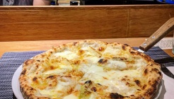 브렛피자 매장 이미지