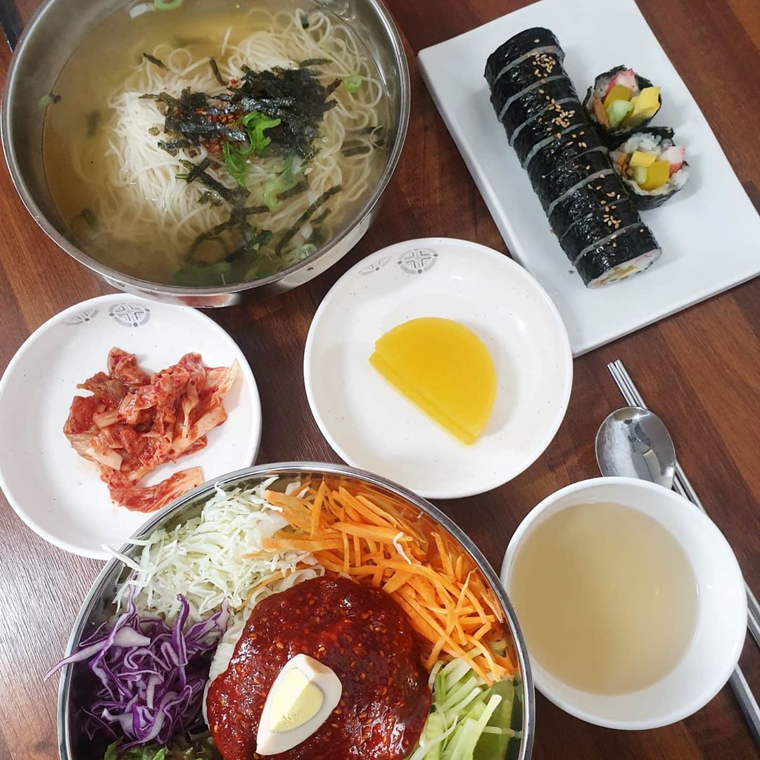 산장국수 매장 이미지
