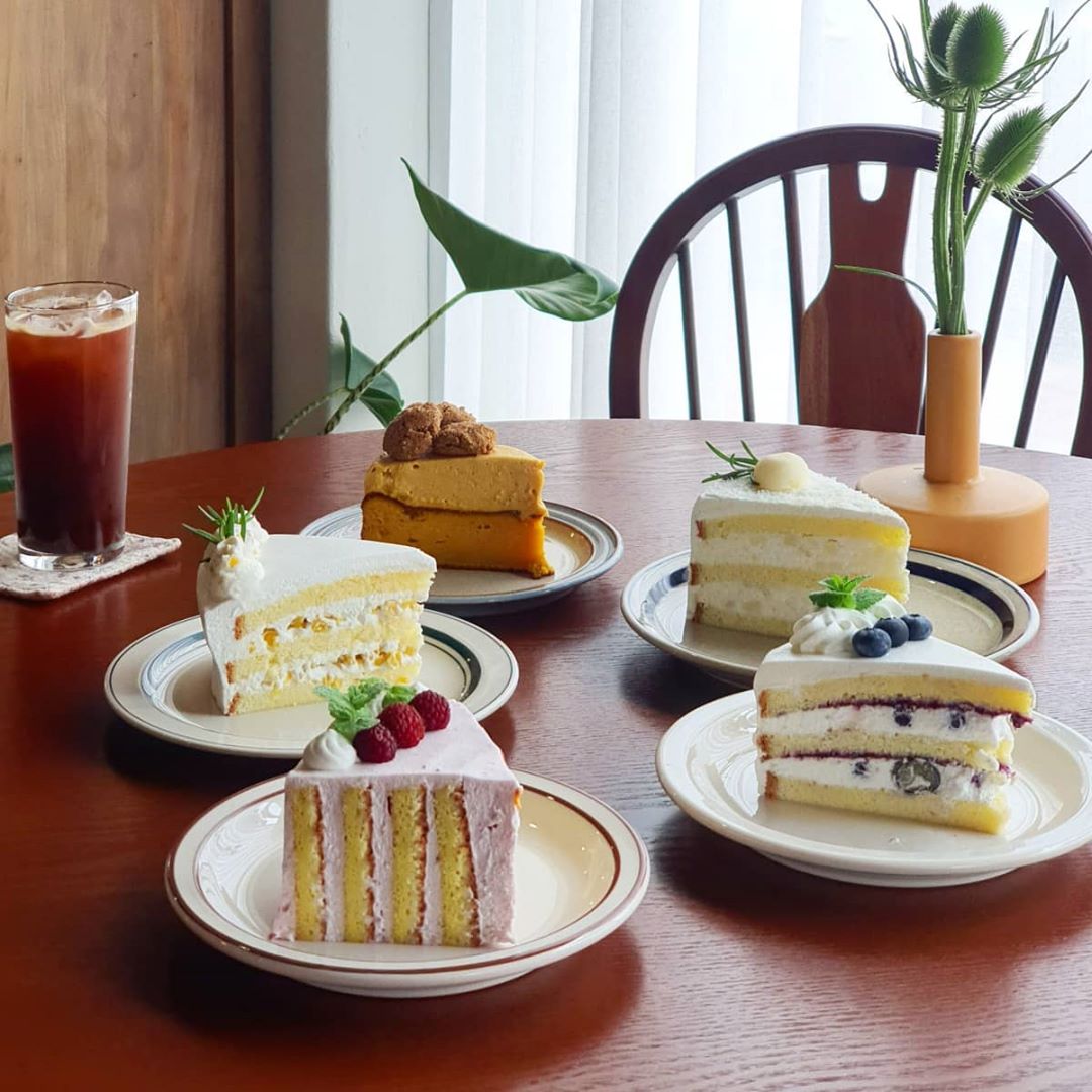 cafe 064knot 매장 이미지