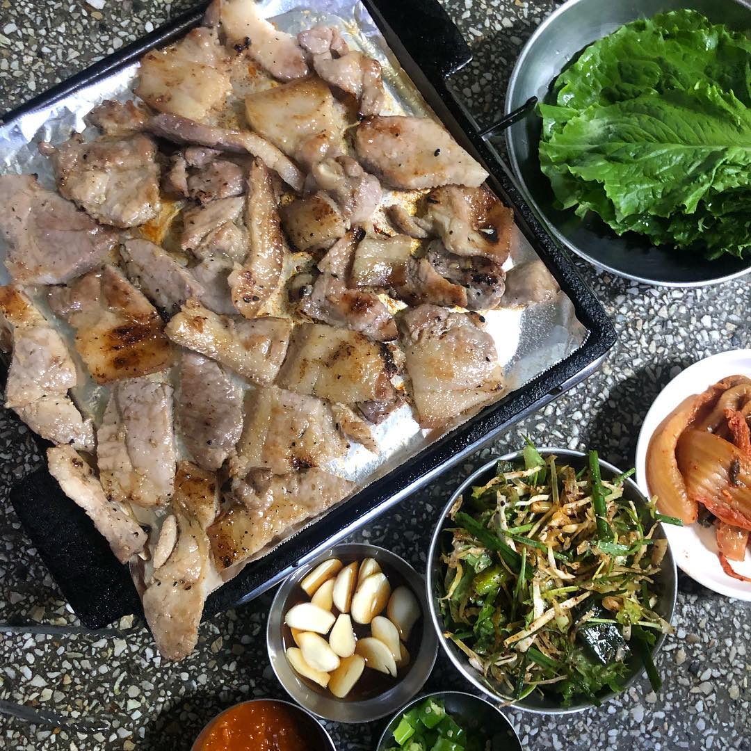 형제집 매장 이미지