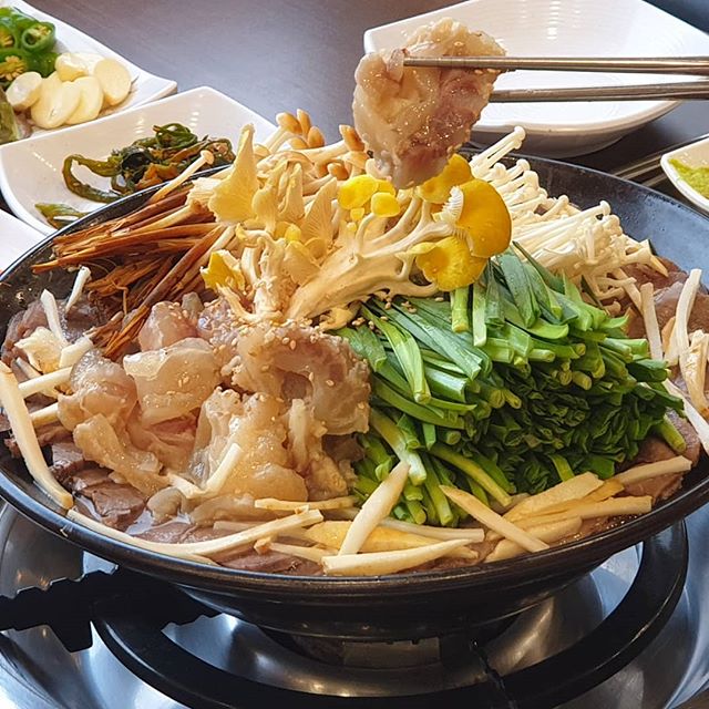 찬우정 매장 이미지