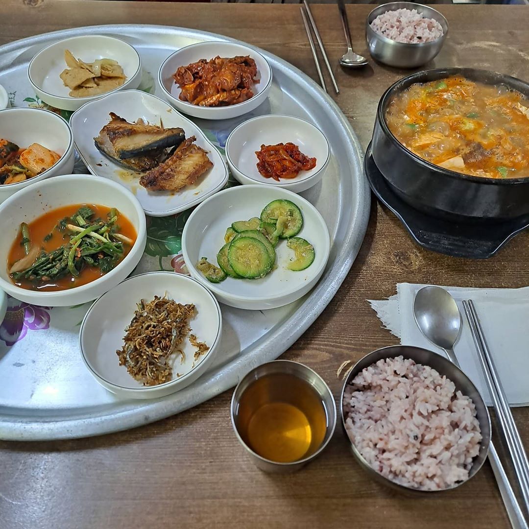 서부식당 매장 이미지