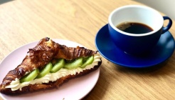 스윗비 매장 이미지