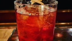 Employees Only 매장 이미지