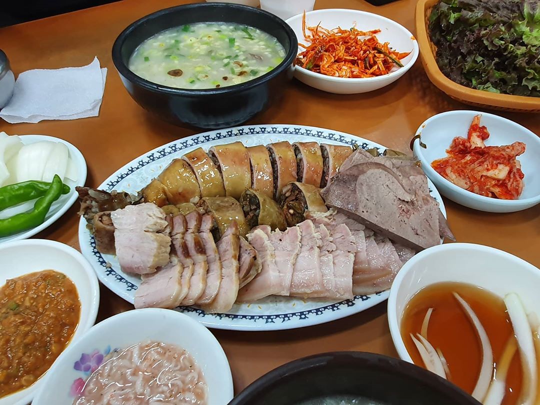 이모식당 매장 이미지