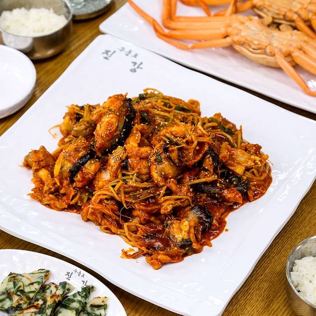 진강수산식당 매장 이미지