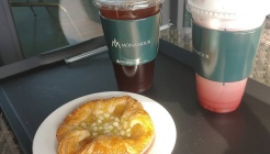 모나무르 카페 THE GREEN 매장 이미지