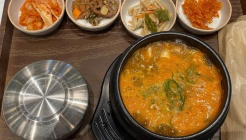 온드린 더현대서울 매장 이미지