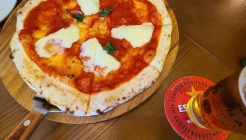 인더하우스 매장 이미지