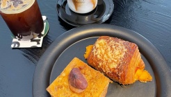 아우트로 커피 매장 이미지