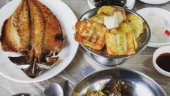 청기와민속식당 매장 이미지