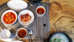 엄마손맛꼬리곰탕 매장 이미지