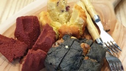 피고지고 매장 이미지