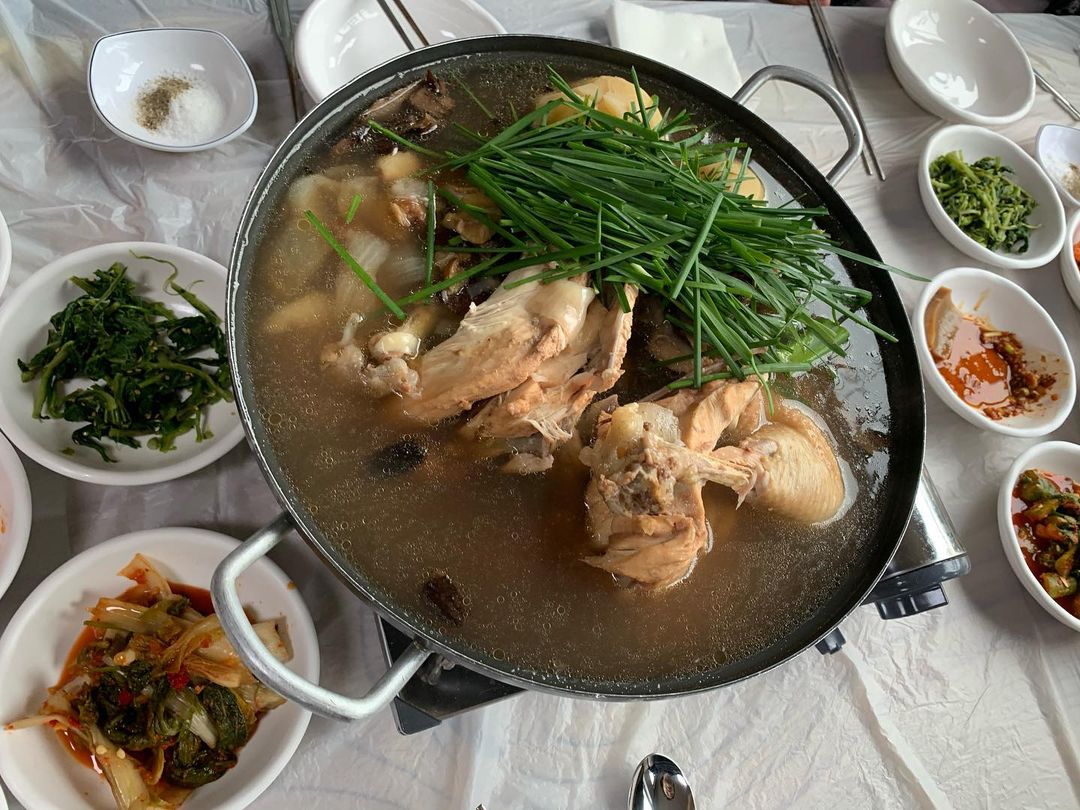 산머루식당 매장 이미지