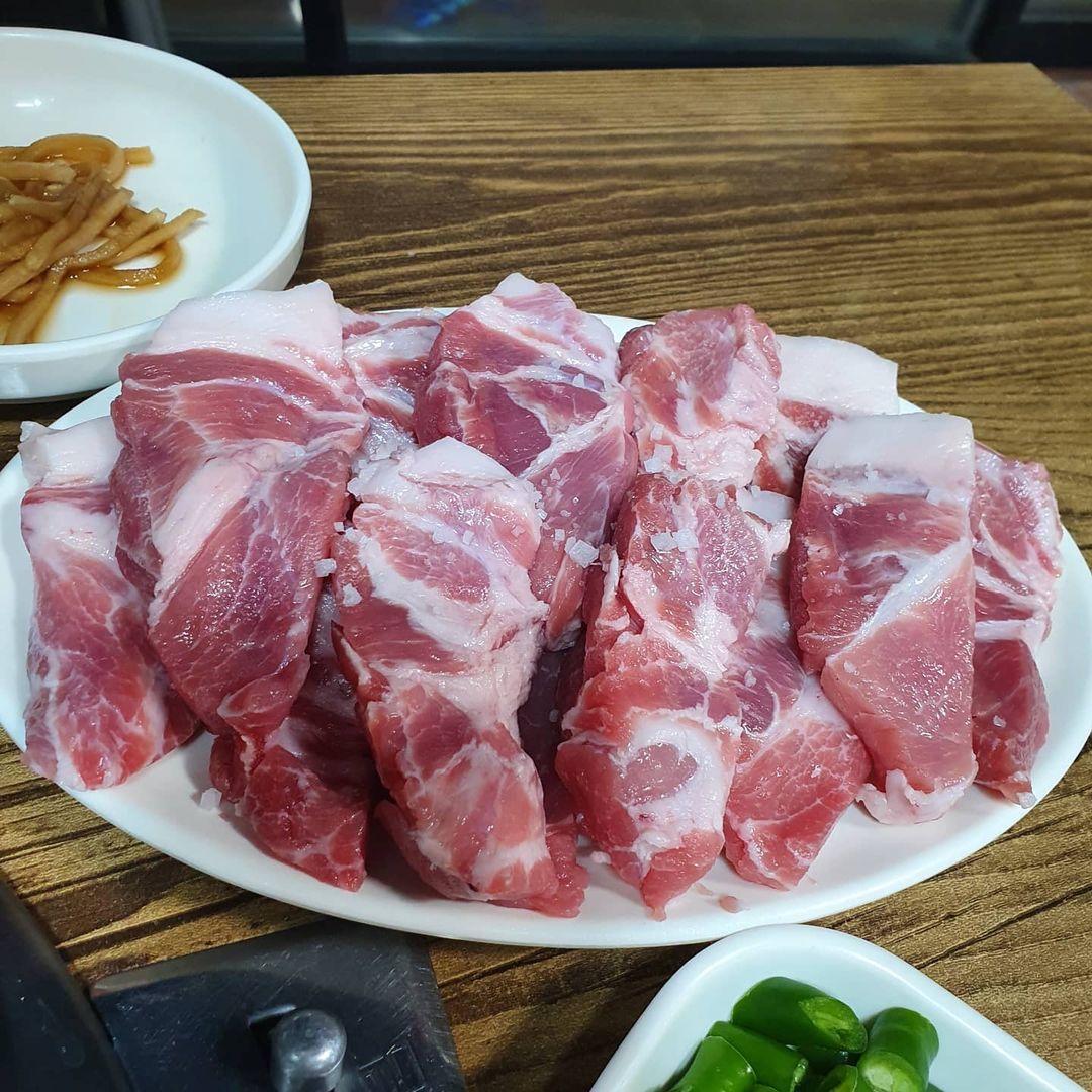 황제뒷고기 매장 이미지
