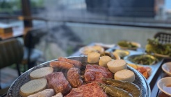 더 숯불 매장 이미지