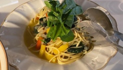 지금 여기가 맨 앞 매장 이미지