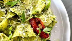 인스테드 매장 이미지