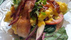 AUZ 매장 이미지