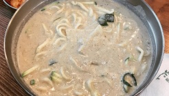 밀밭사이로칼국수 매장 이미지