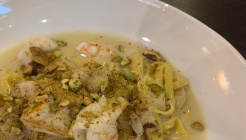 아웃랜더스 매장 이미지