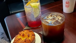 각인커피 매장 이미지