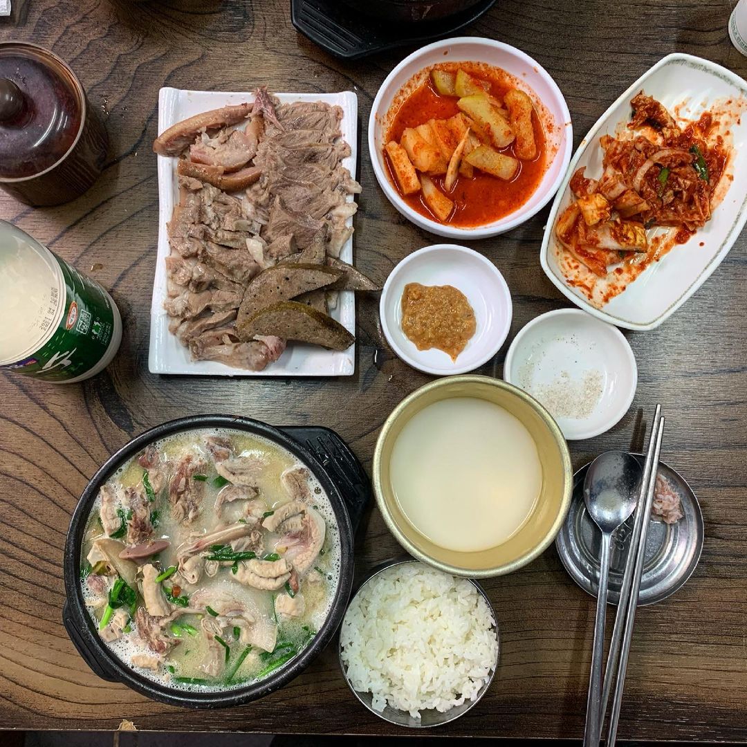 탑골순대국 매장 이미지