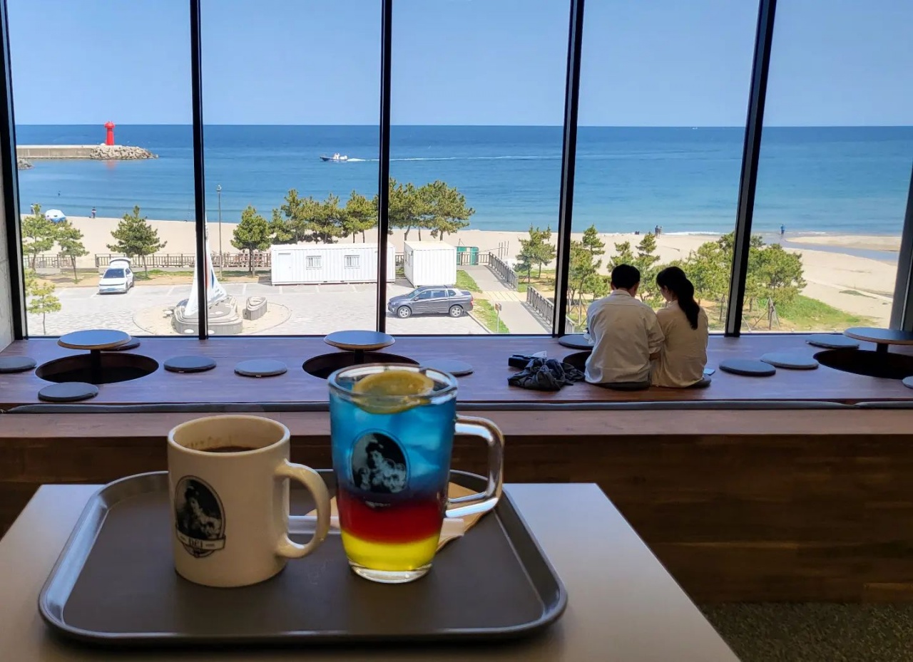 P.E.I coffee 매장 이미지