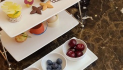 피에르 상 at 루이 비통 매장 이미지