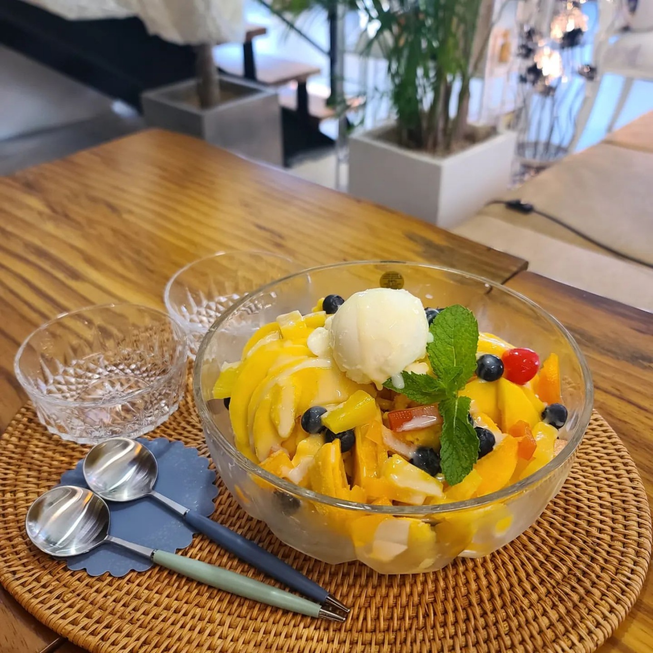 카페진안 매장 이미지