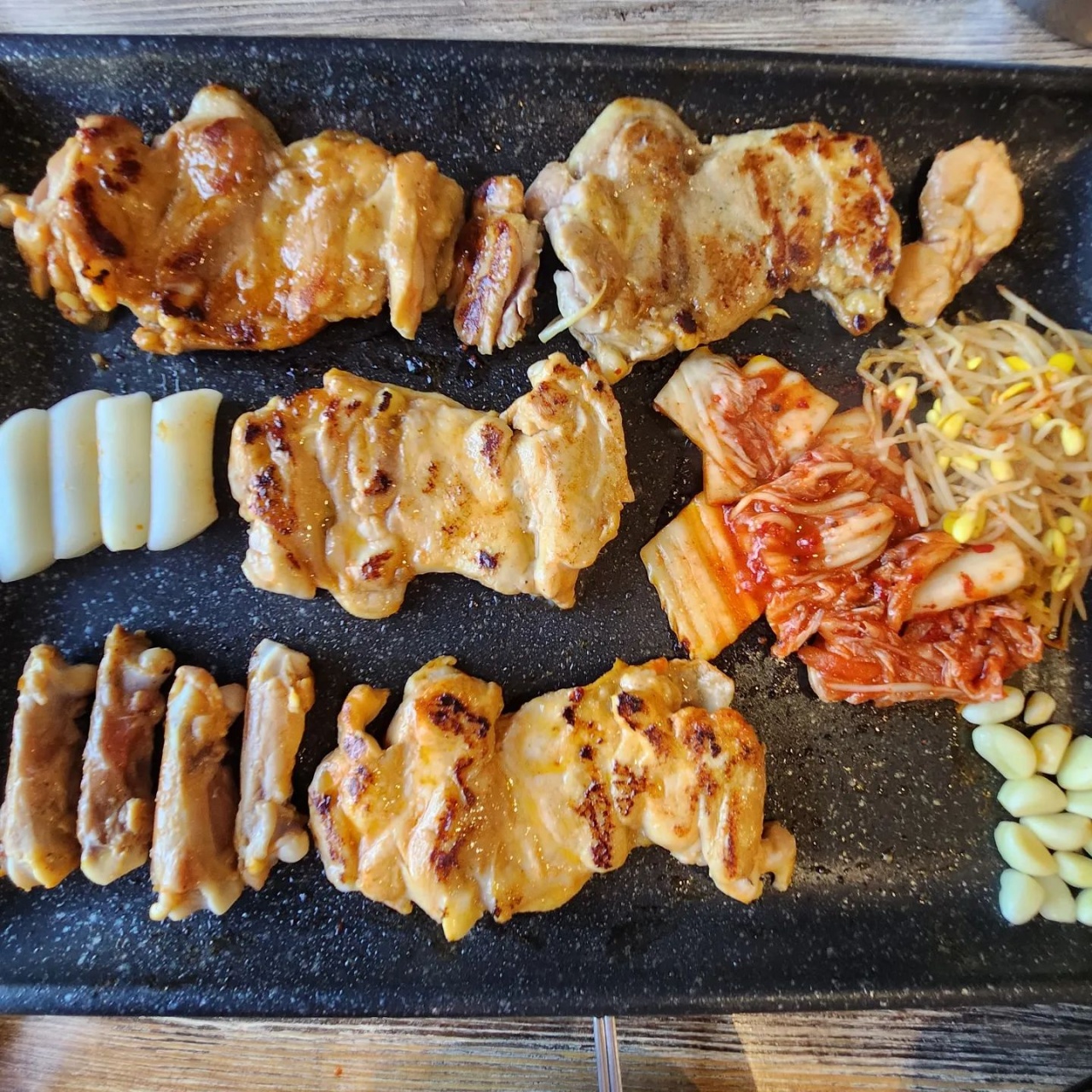 잡앗닭 매장 이미지