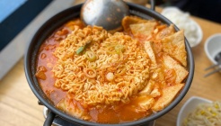 청년밥상문간 매장 이미지