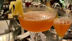 오픈엔드 바 청담 매장 이미지