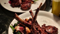 힛유어텅 매장 이미지