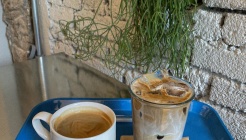 85커피 매장 이미지