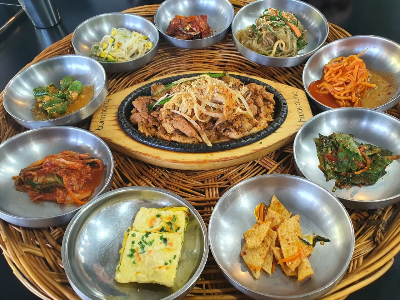 봉화식당 매장 이미지