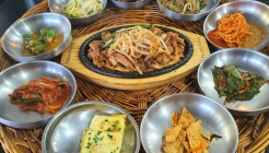 봉화식당 매장 이미지