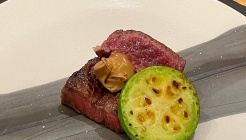 무까 매장 이미지