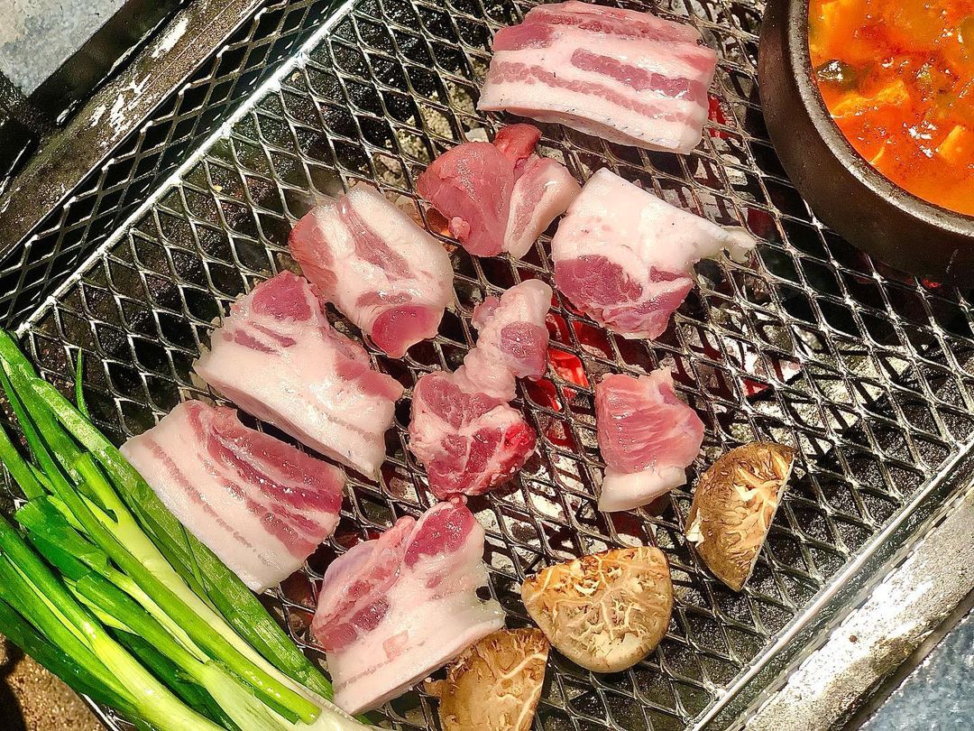 산청숯불가든 매장 이미지