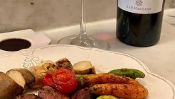 와인적색 매장 이미지