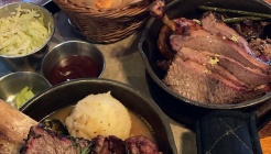 로우앤슬로우 매장 이미지